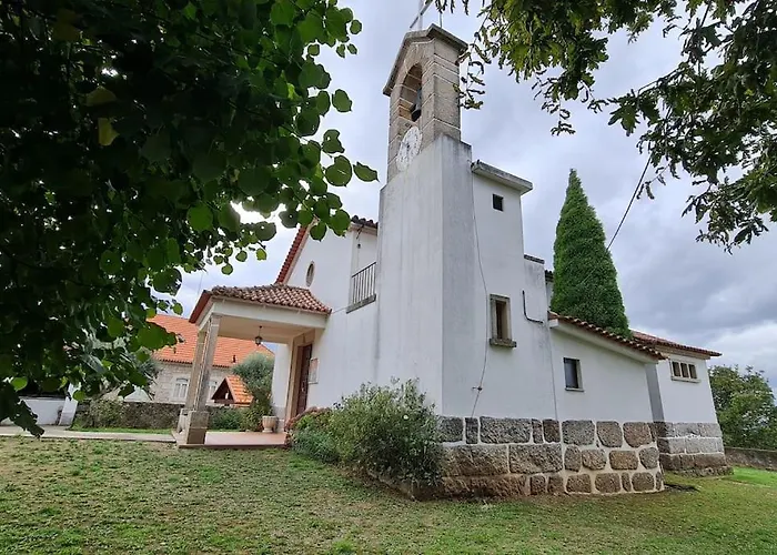 Piscine Balnéothérapie Et Jacuzzi Entièrement Privée Сasa de vacaciones Barras (Coimbra)