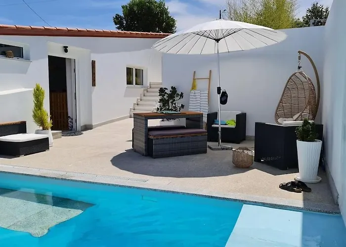 Piscine Balnéothérapie Et Jacuzzi Entièrement Privée Сasa de vacaciones *