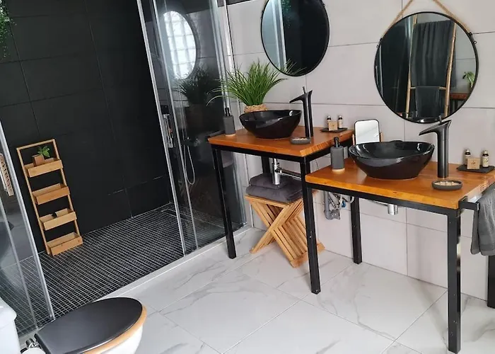 Piscine Balnéothérapie Et Jacuzzi Entièrement Privée Barras (Coimbra)