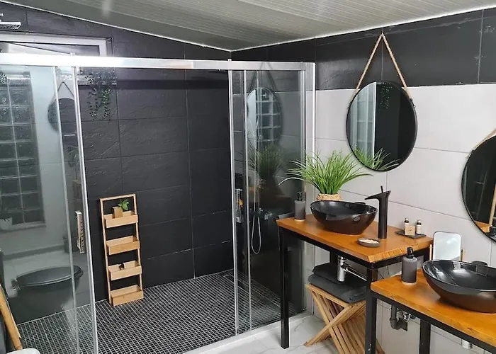 Сasa de vacaciones Piscine Balnéothérapie Et Jacuzzi Entièrement Privée *